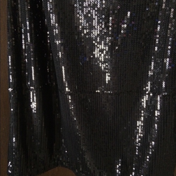 Sequence Little Black Dress - Picture 4 of 4